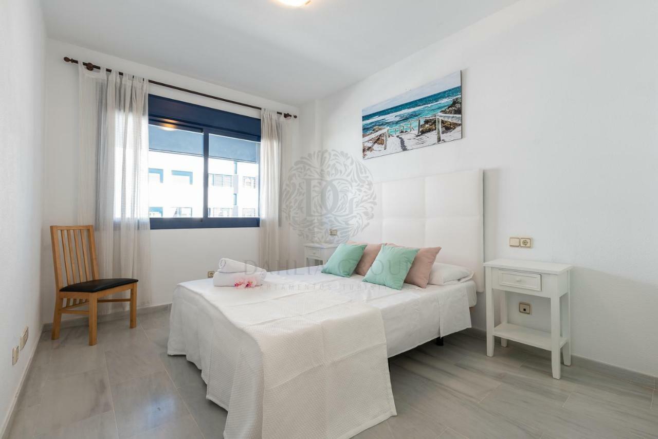 Vista Africa Beach Apartment By Dahlia Group 埃斯特波纳 外观 照片