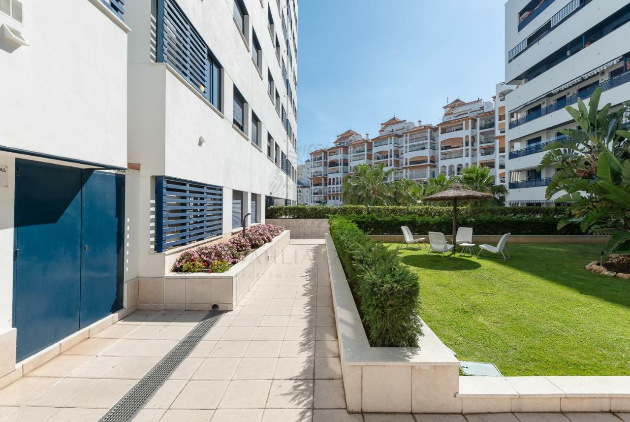 Vista Africa Beach Apartment By Dahlia Group 埃斯特波纳 外观 照片